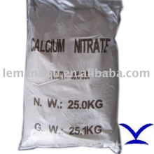 white crystal calcium nitrate